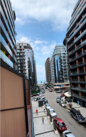 Rainbow Residence Welcoming and Cozy Sunny Beachside Unit 309